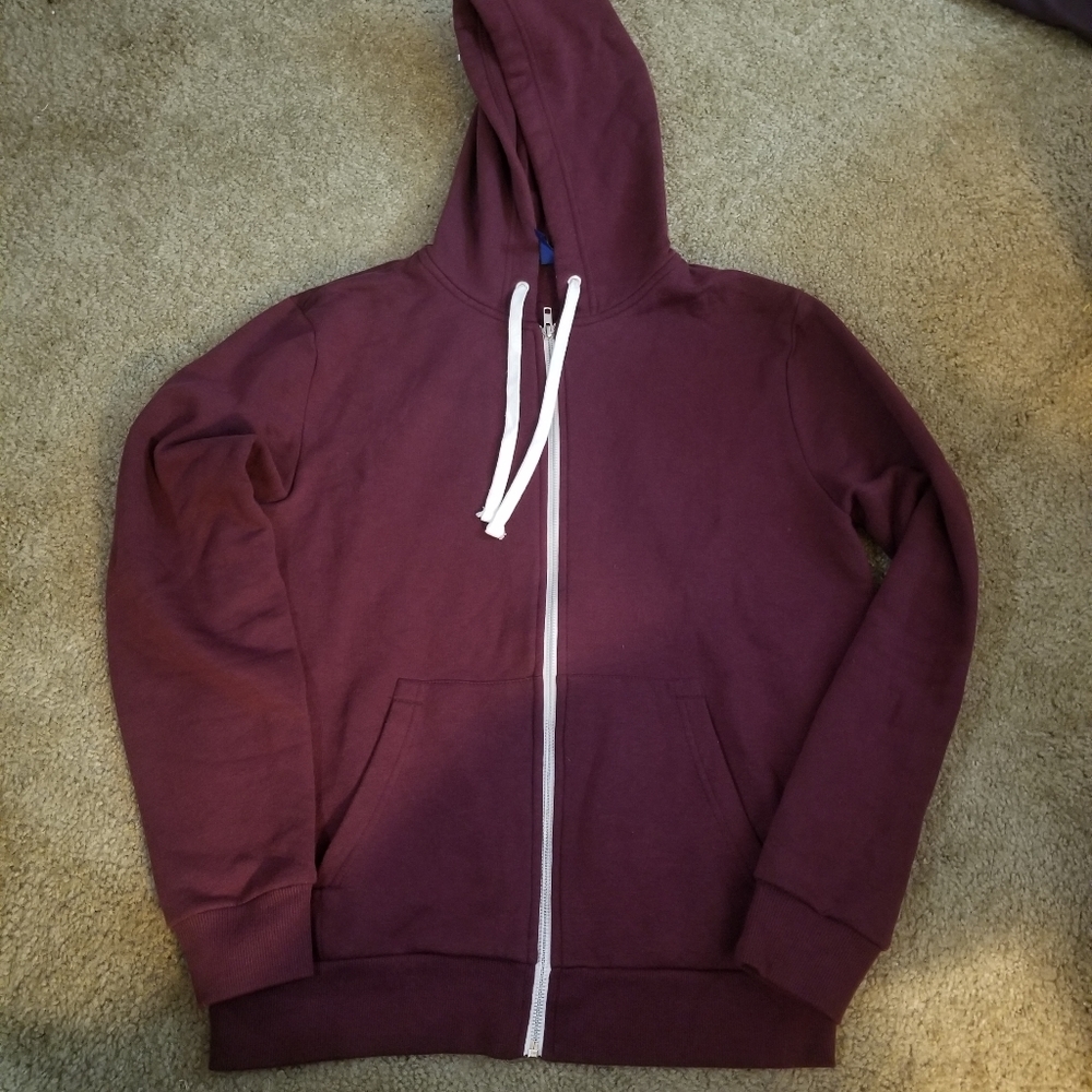 Maroon H&M hoodie